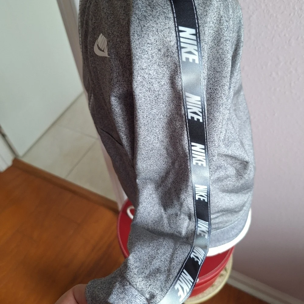 Nike Boys Girls Toddler 2T Zip UP Jacket